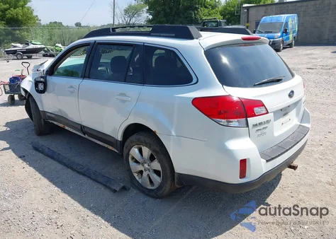 2011 Subaru Outback 2.5I Premium z USA, uszkodzony, nr VIN 4S4BRBCC0B3398162